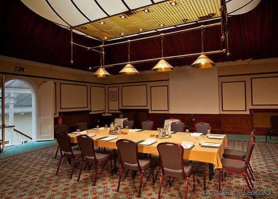 Hotel Old Swan 4*